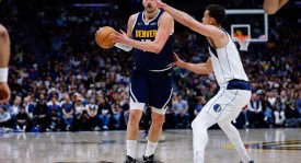 约基奇23+21+19穆雷爆砍53分 弗拉格26分掘金胜独行侠