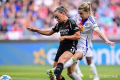 熟悉的剧本，不同的结局：阿森纳卫冕之路始于一场自毁