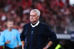 穆里尼奥连续第二年冲击欧冠正赛失败，已连续5年无缘欧冠