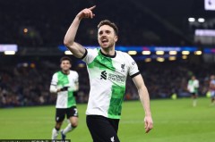 怀念！若塔遗孀将观战利物浦VS狼队 两个儿子随吉祥物入场