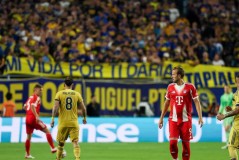 拜仁2-1绝杀晋级！欧洲足球重振雄风，两支欧冠冠军面临尴尬